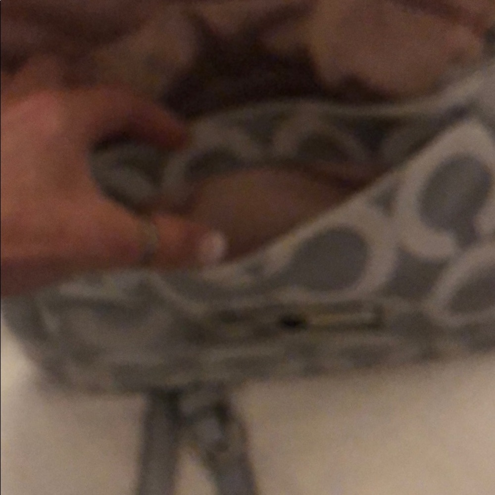 Authentic coach - Picture 3 of 3